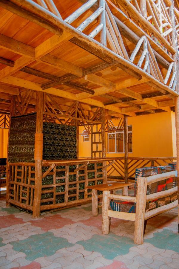 The Belle View Inn Bed & Breakfast Моши Экстерьер фото