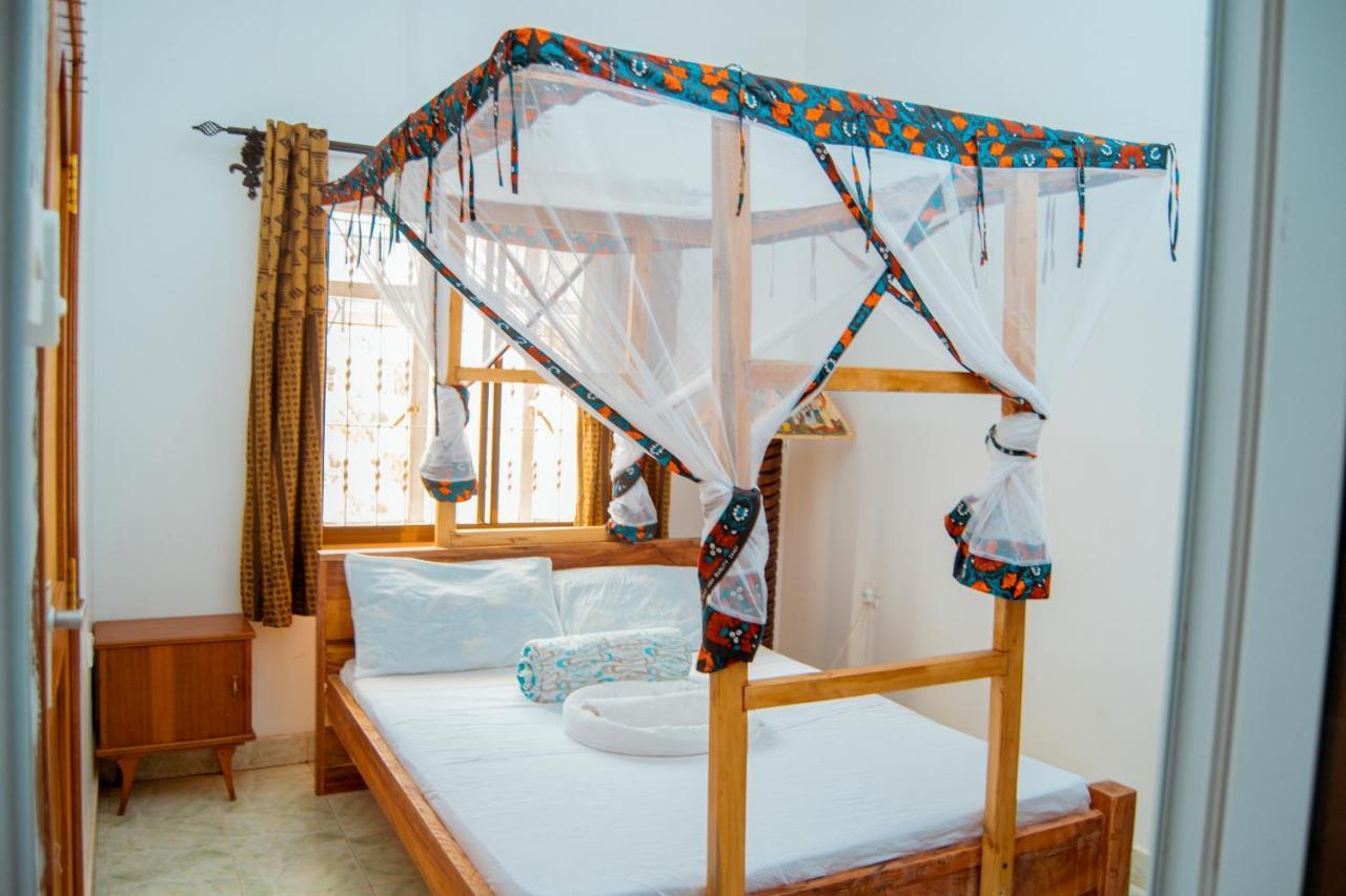 The Belle View Inn Bed & Breakfast Моши Экстерьер фото